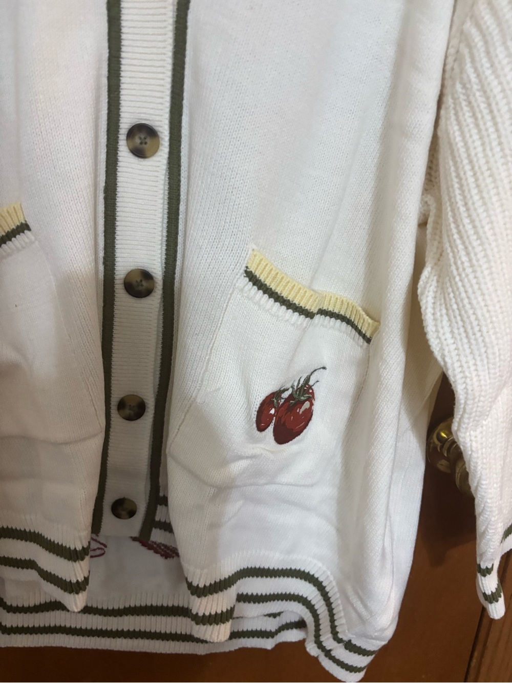 32 Degrees Cream Cardigan with Tomato Motif